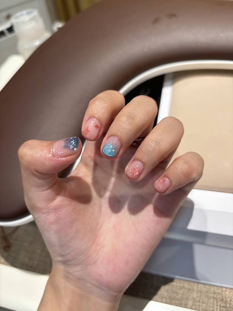 Ảnh bộ nail do khách Lê Phương Vy đăng trong đánh giá Google Maps